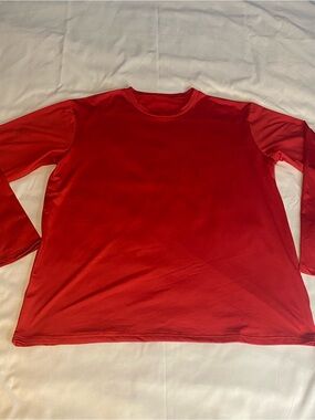 Men's Classic Red Long-Sleeve Crewneck Shirt Size XL